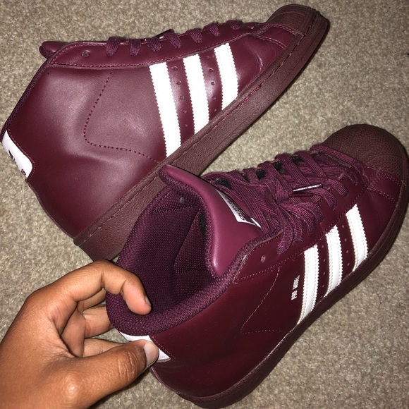 Shoes - Picture 3 of 4